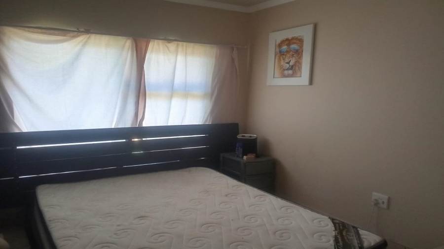1 Bedroom Property for Sale in Vaalpark Free State